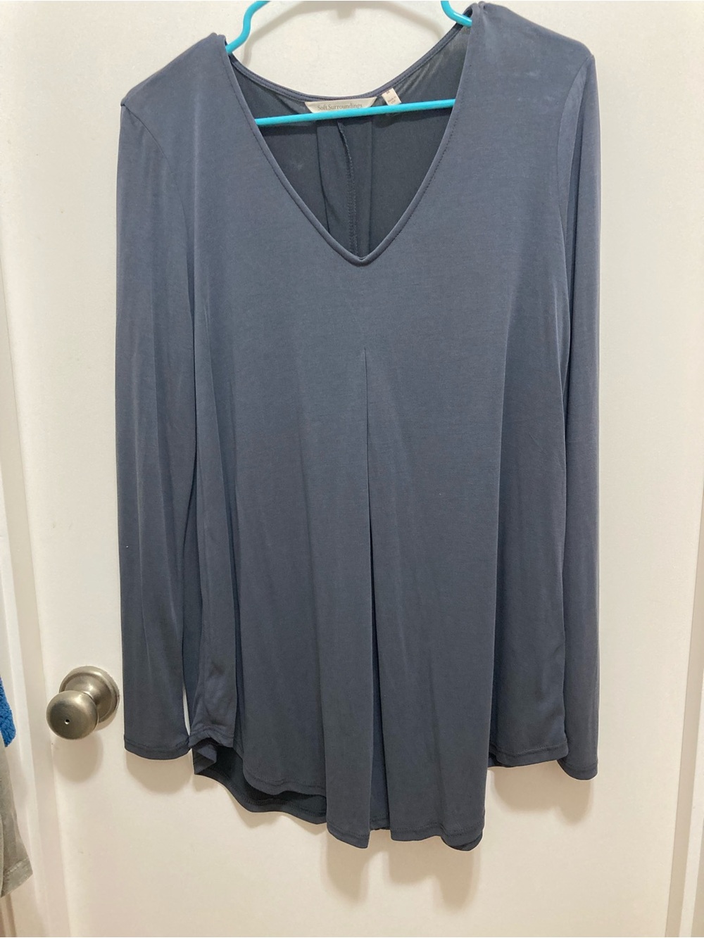 SoftSurroundings tunic style top, dark green stone, size Medium.